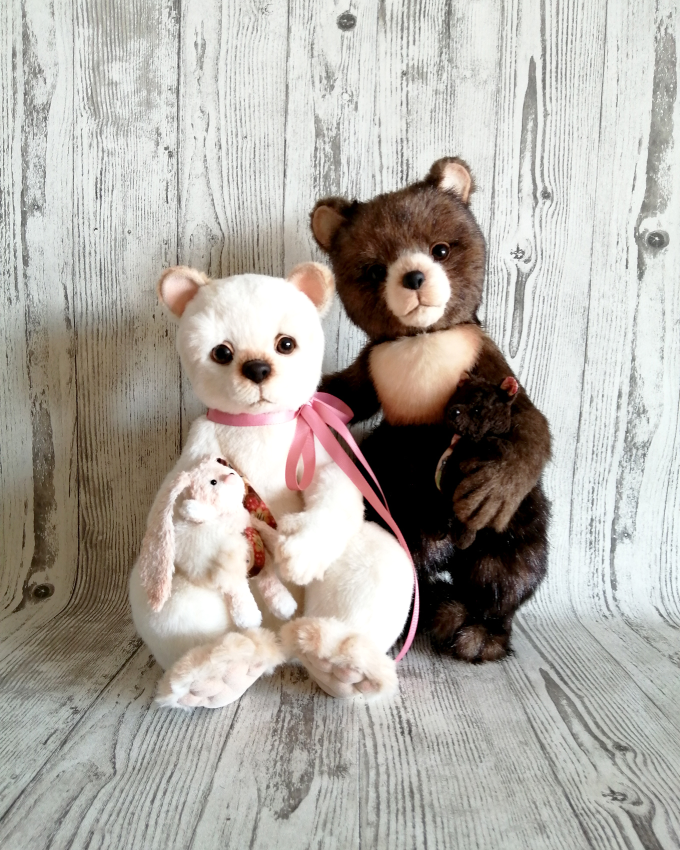 Collectible teddy bears
